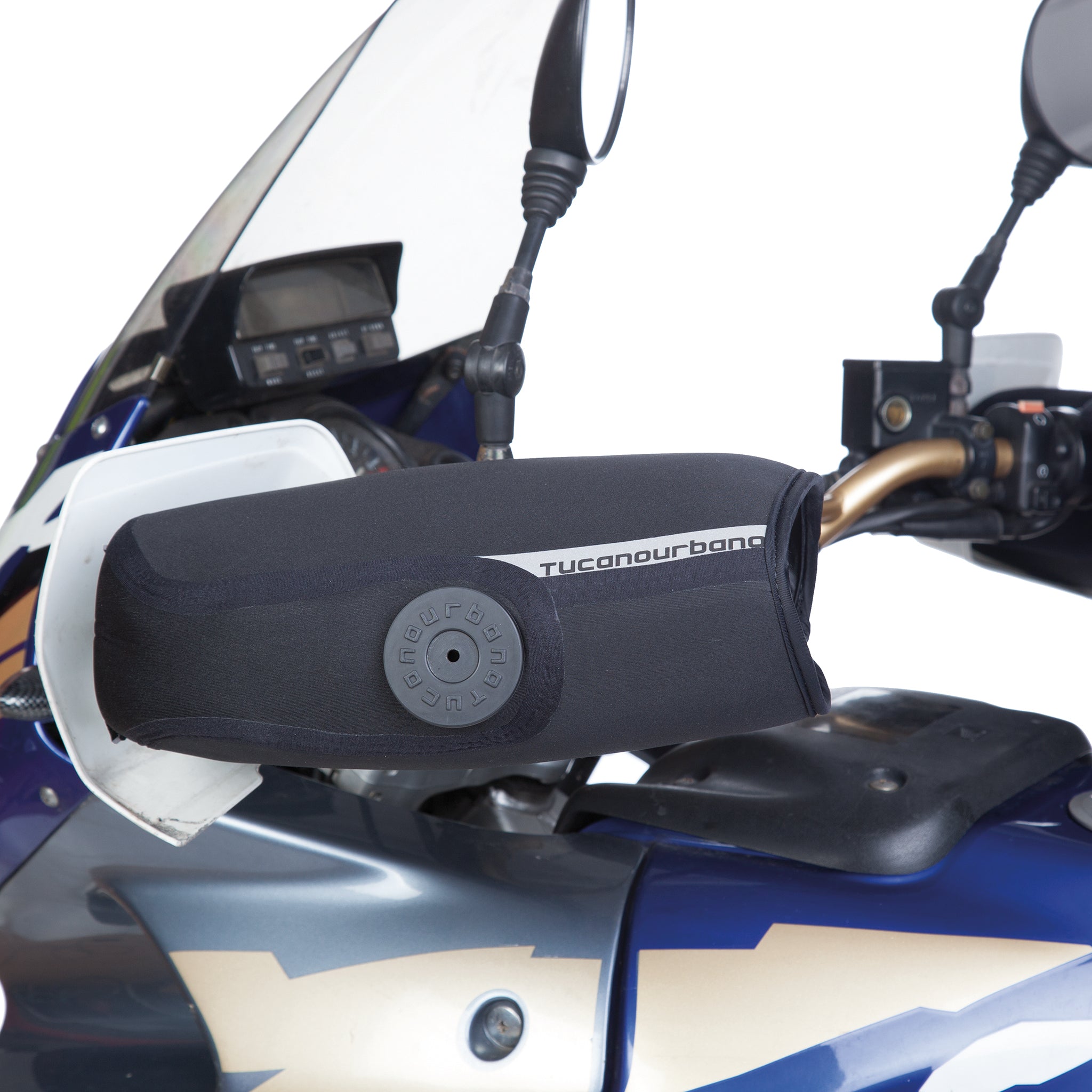 Coprimanopole Eva Tucano Urbano