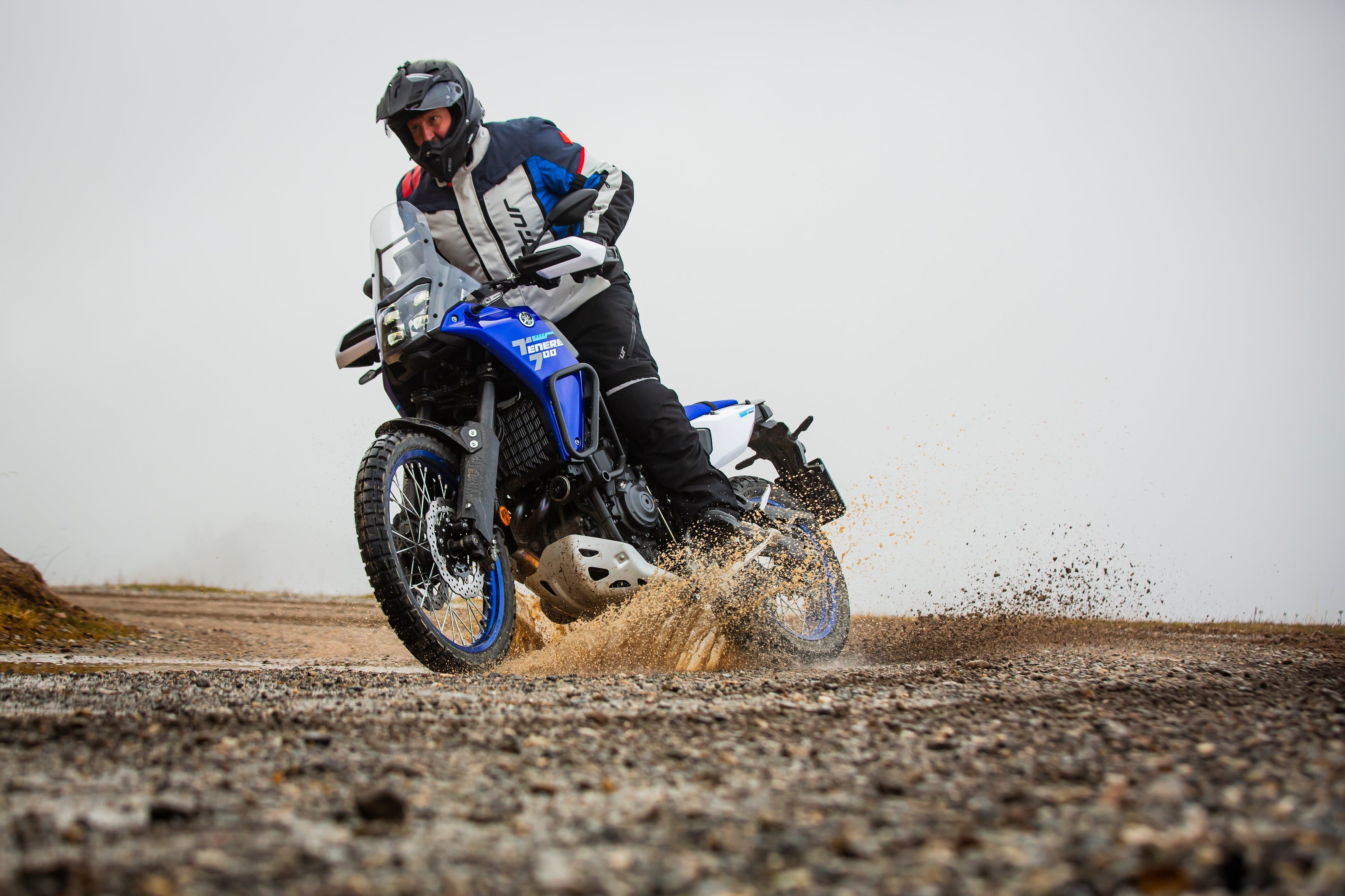 CON ICELAND HYDROSCUD® IL VIAGGIO DIVENTA UN’AVVENTURA DA VIVERE